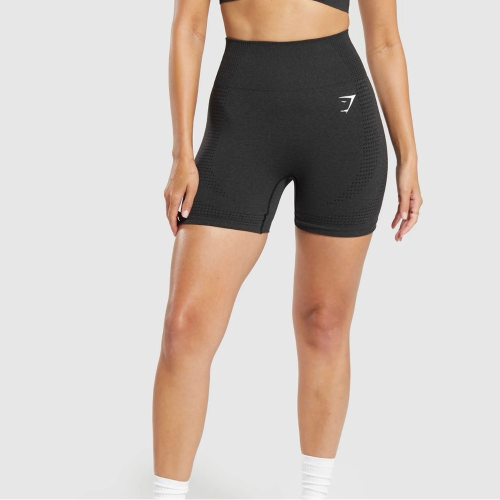 Gymshark Vital Seamless 2.0
Shorts - Black Marl